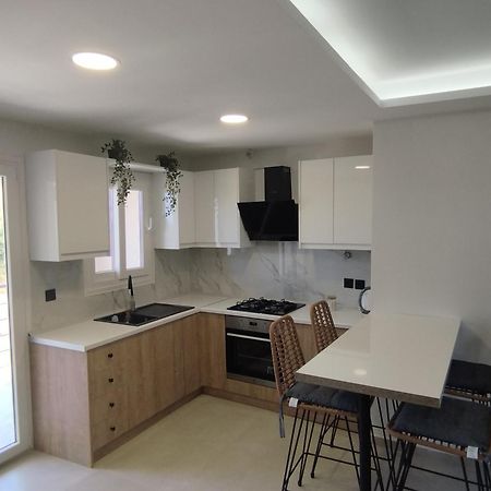 Inas Apartments 2 莱夫基米 外观 照片