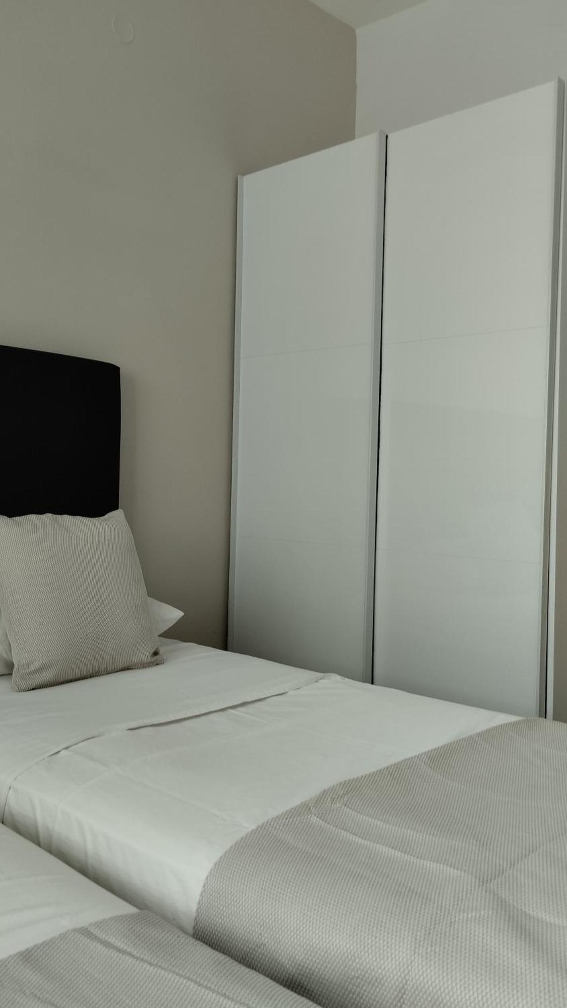 Inas Apartments 2 莱夫基米 外观 照片